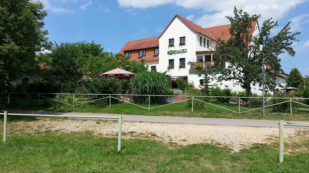 Hotel Grober'S Reiterhof à Naumbourg Extérieur photo